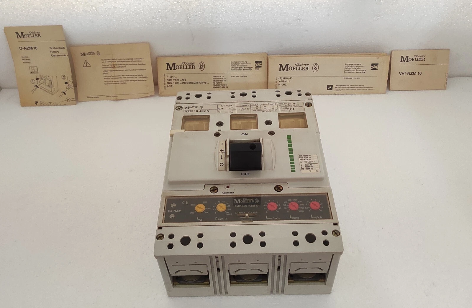admin/uploads/uploads/mcb moeller nzm 10-400 amp mcb klockner moe new_1.webp